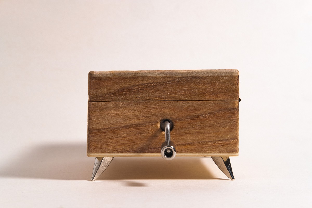 MUSiC BOX – Ding Music Box
